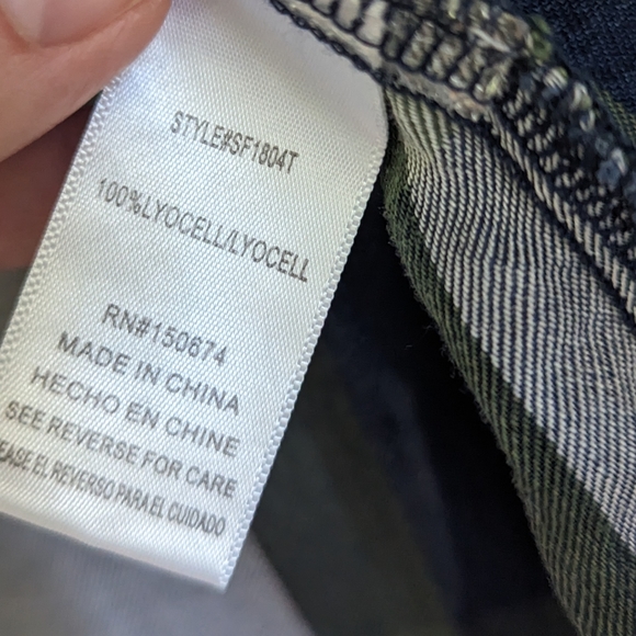 Mabry Chambray plaid relaxed soft blouse - Picture 4 of 5